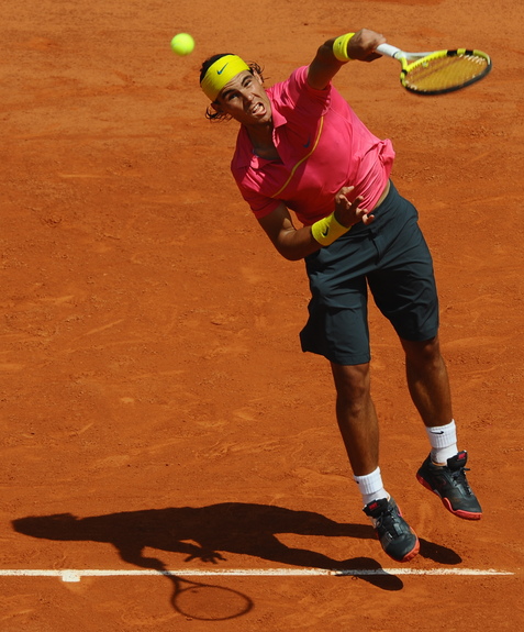 Roger federer auf dem tennisplatz