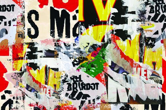 Bunte street art in zeitungsimitation