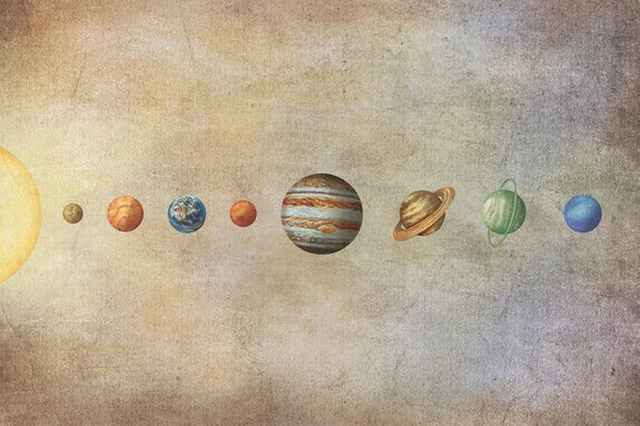 Sonnensystem auf beigem hintergrund