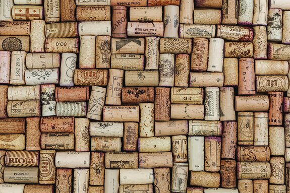 Muster mit weinkorken