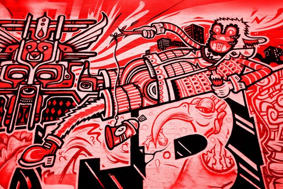 Abstrakte figur rotes graffiti