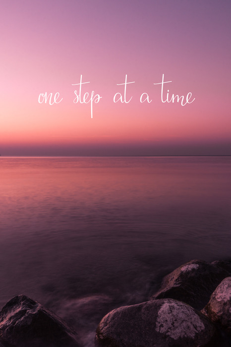 Rosa himmel über wasser mit motivierendem zitat