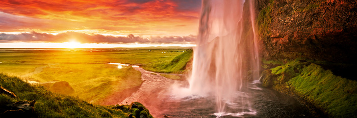 Der seljalandsfoss-wasserfall in island