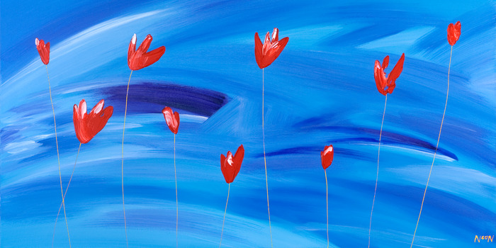 Abstrakte rote tulpen auf blauem hintergrund