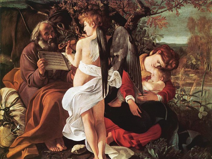 Eine stimmungsvolle szene mit einem engel, der im garten geige spielt.