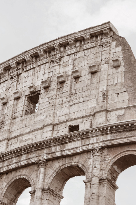 Monumentale steinarkaden