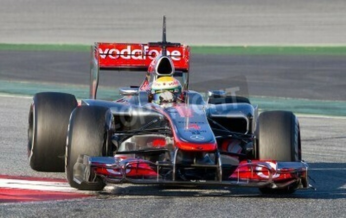 Fototapete Bolid fährt auf der Strecke