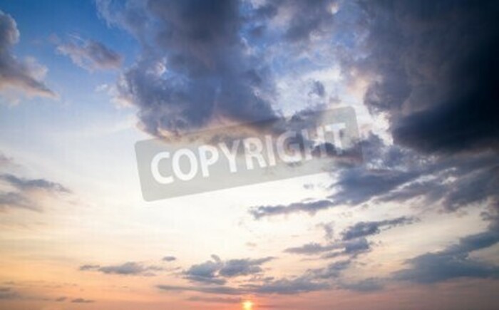 Fototapete Dunkle Wolken am Himmel