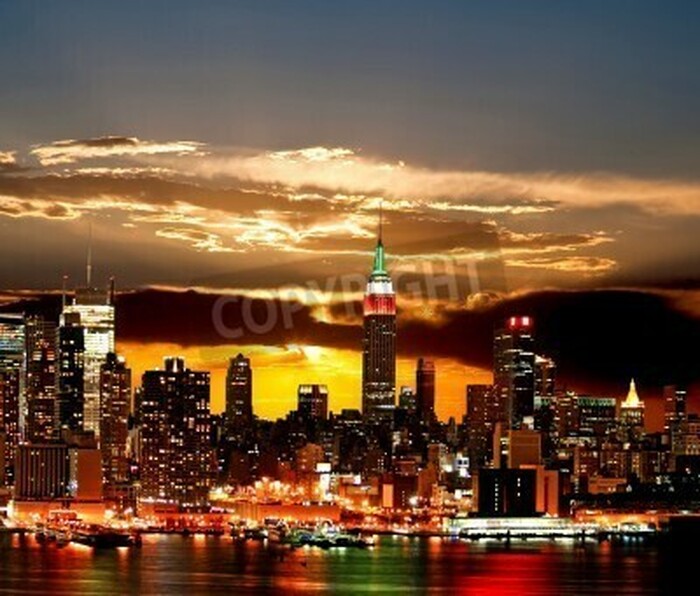 Bild NY bewölkter Abend