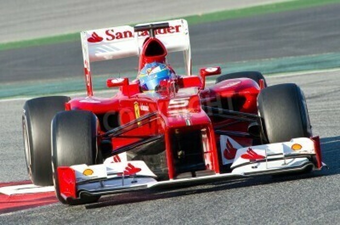 Fototapete Roter Bolid blauer Helm F1