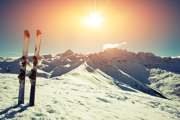 Paysage d'hiver et ski