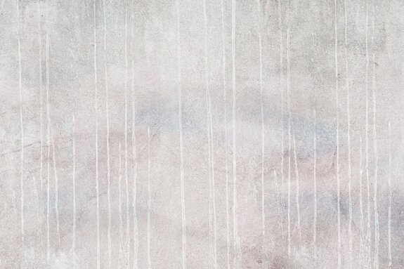 Peinture délicatement dégoulinante sur le béton