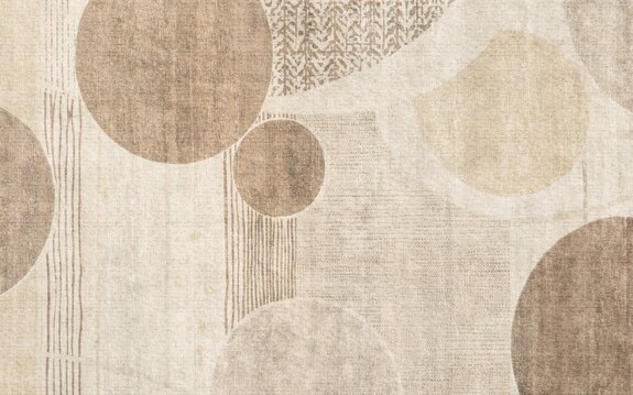 Formes de cercles et de rayures dans une composition marron