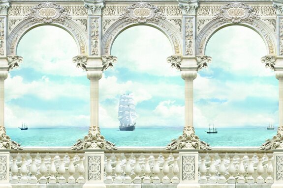 Navires en mer vus depuis une terrasse historique