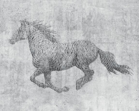 Cheval au galop sur fond en béton