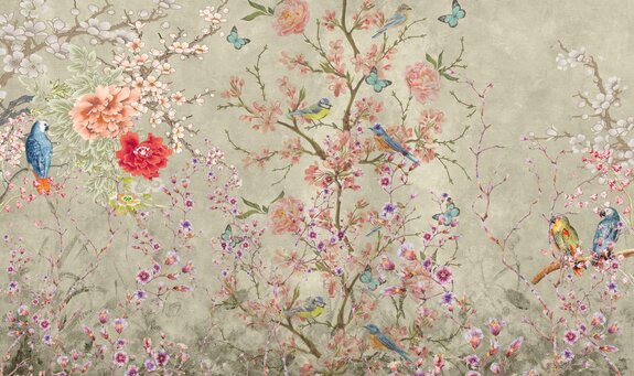 Oiseaux et papillons sur les branches fleuries de l’arbre