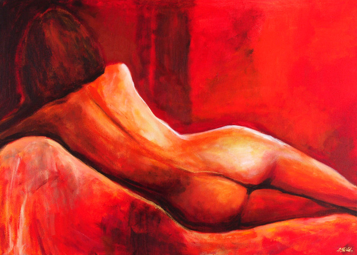 Femme nue dans des tons rouges chauds