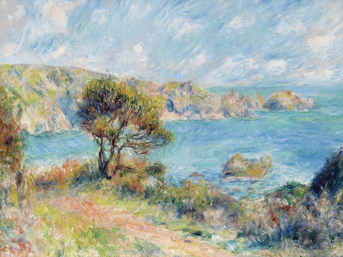 Une plage ensoleillée avec un arbre solitaire