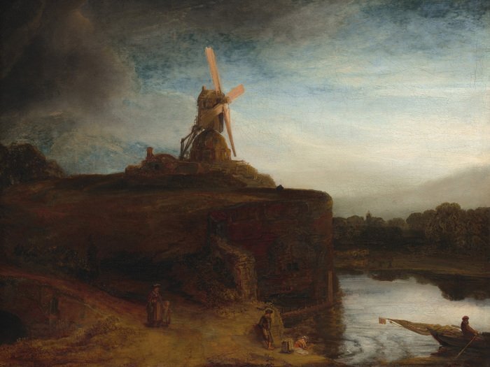 Moulin rustique en bois sur une colline