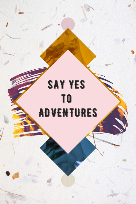 Abstraction avec une inscription sur les aventures