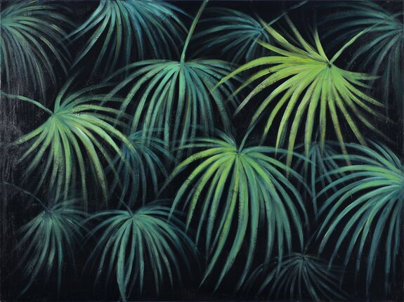 Groene tropische bladeren op een donkere achtergrond