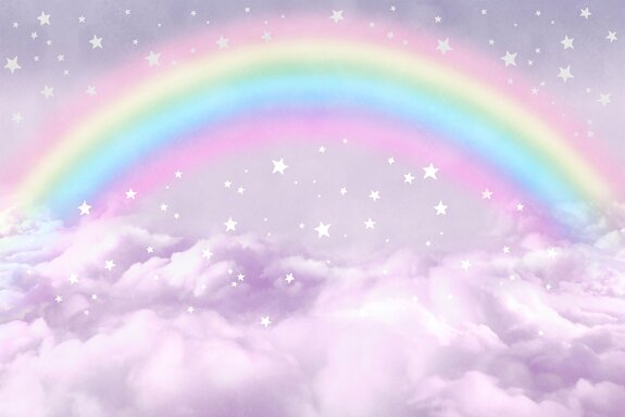 Een kleurrijke regenboog in de roze wolken