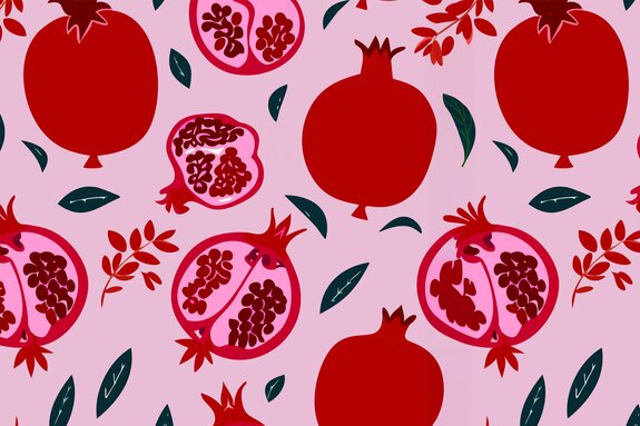 Sappige rode granaatappelpitten van dichtbij