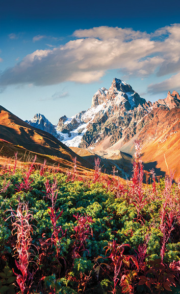 Berglandschap met uitzicht op de oesjba